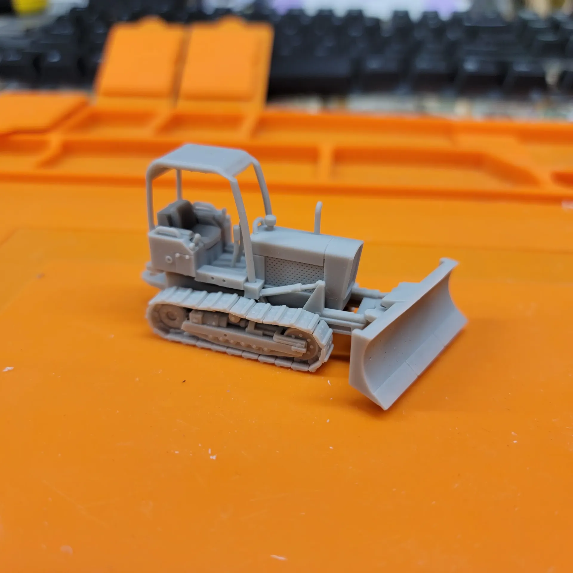 1/64 John Deere 450 Bulldozer, Kit - TMM1009-KIT-064